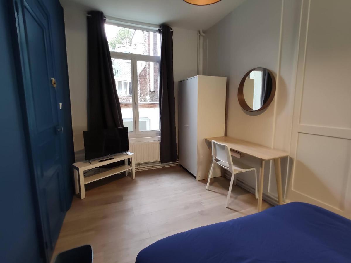 Résidence Place Verte - situé au pied du musée de Valenciennes Exterior foto